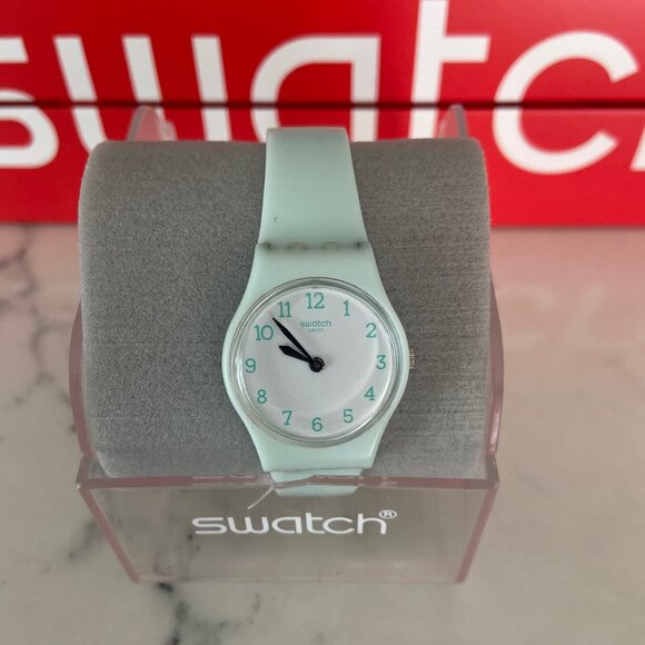 Swatch Watch Greenbelle Classic 2017 - Picture 2 of 4